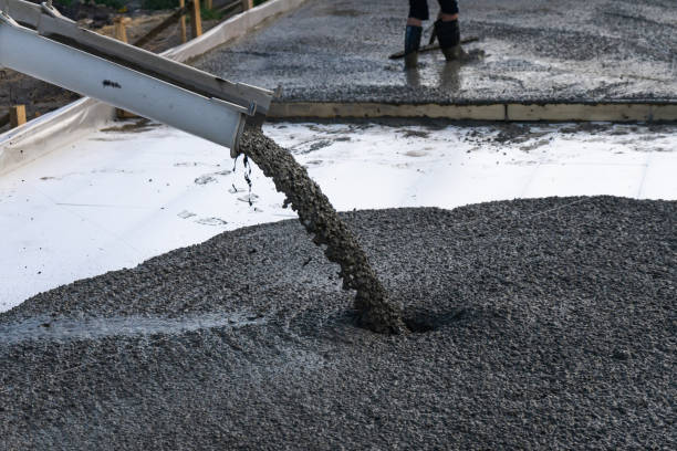Best Concrete Driveway Installation in Humboldt, KS